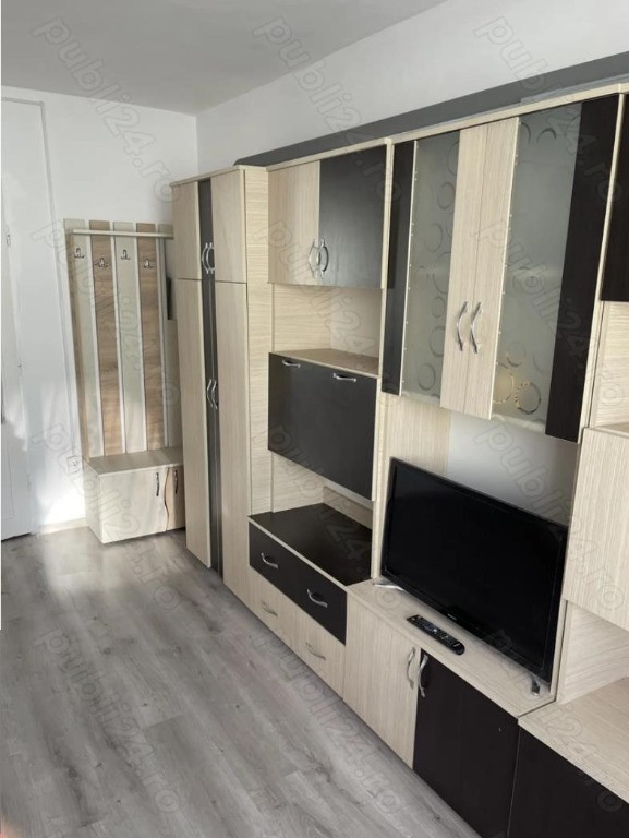 Camera de camin cu baie si bucatarie - zona Noua