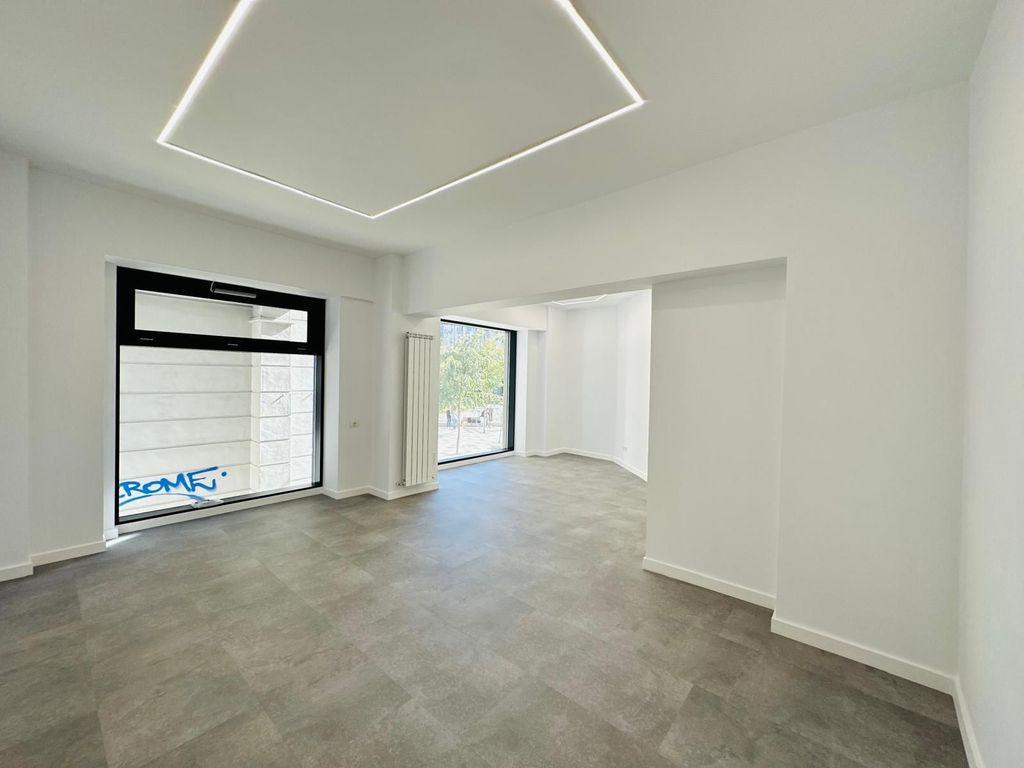 Bd. Decebal 110 mp P+M