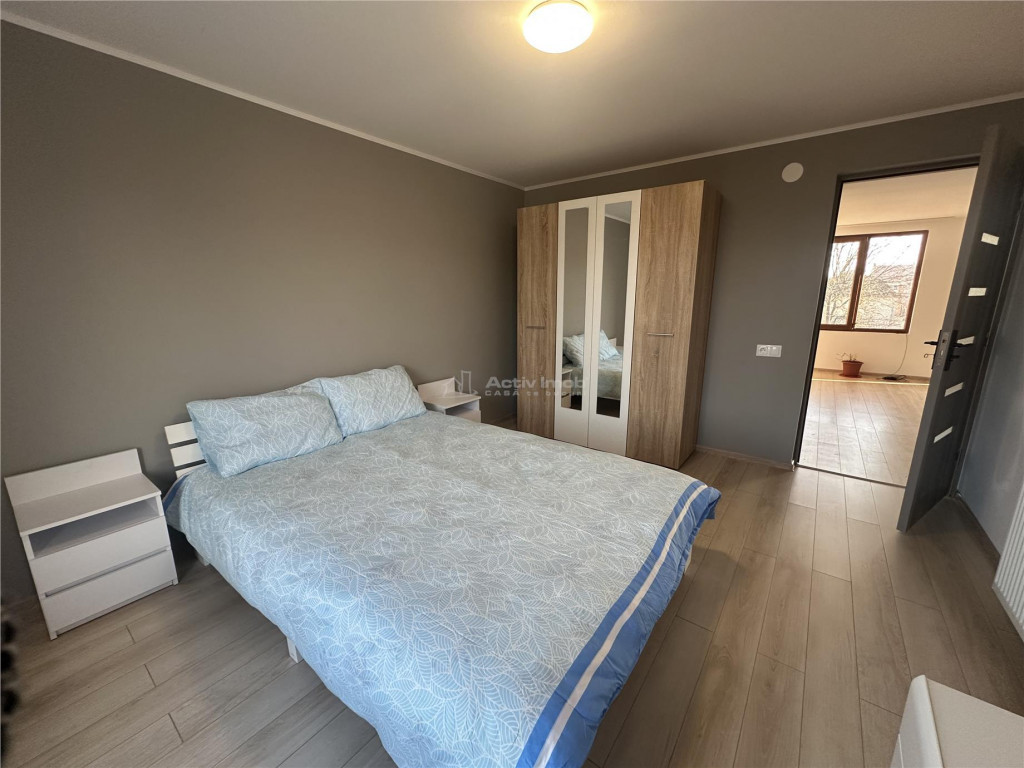 Apartament 3 camere – living open space 2 dormitoare