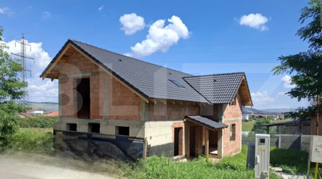 Casa individuala cu 3 dormitoare,151 mp utili,386 mp teren,V