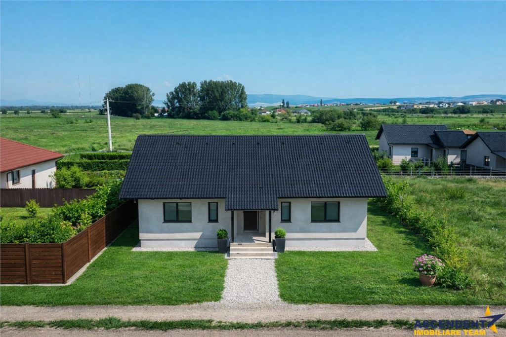 Casa individuala,4 camere,pod,constuctie noua, Brasov, Sanpe