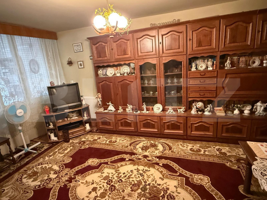 Apartament 3 camere, 77 mp, zona Grivitei
