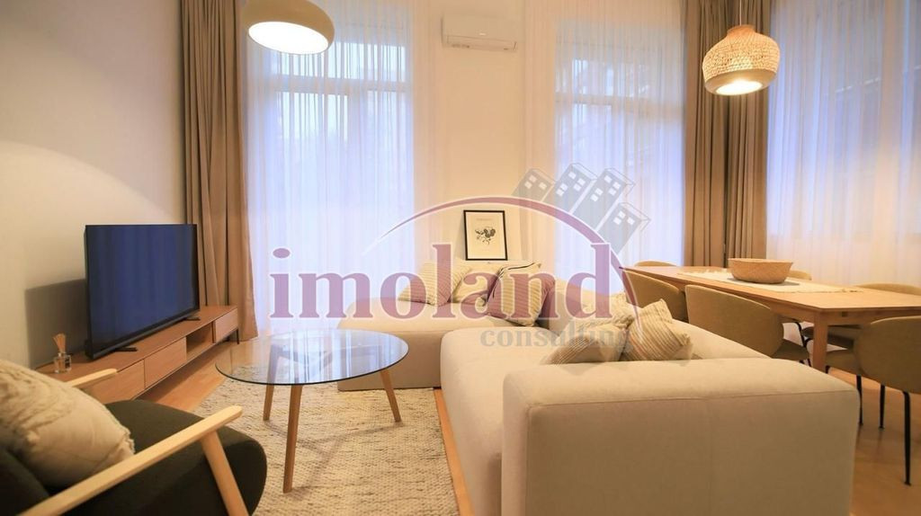 Vanzare - apartament 3 camere-mobilat+utilat - Bucurestii...