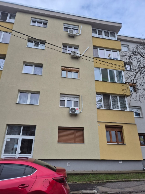 Apartament de vânzare