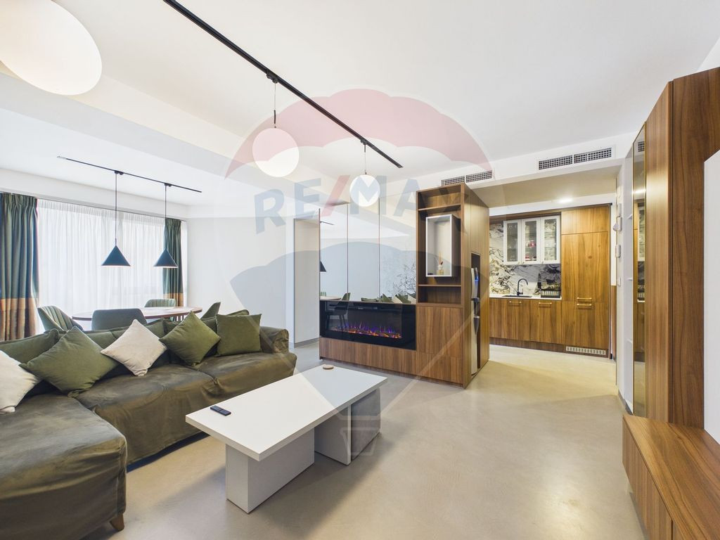 Apartament cu 3 camere ultrafinisat de inchiriat - Zona D...