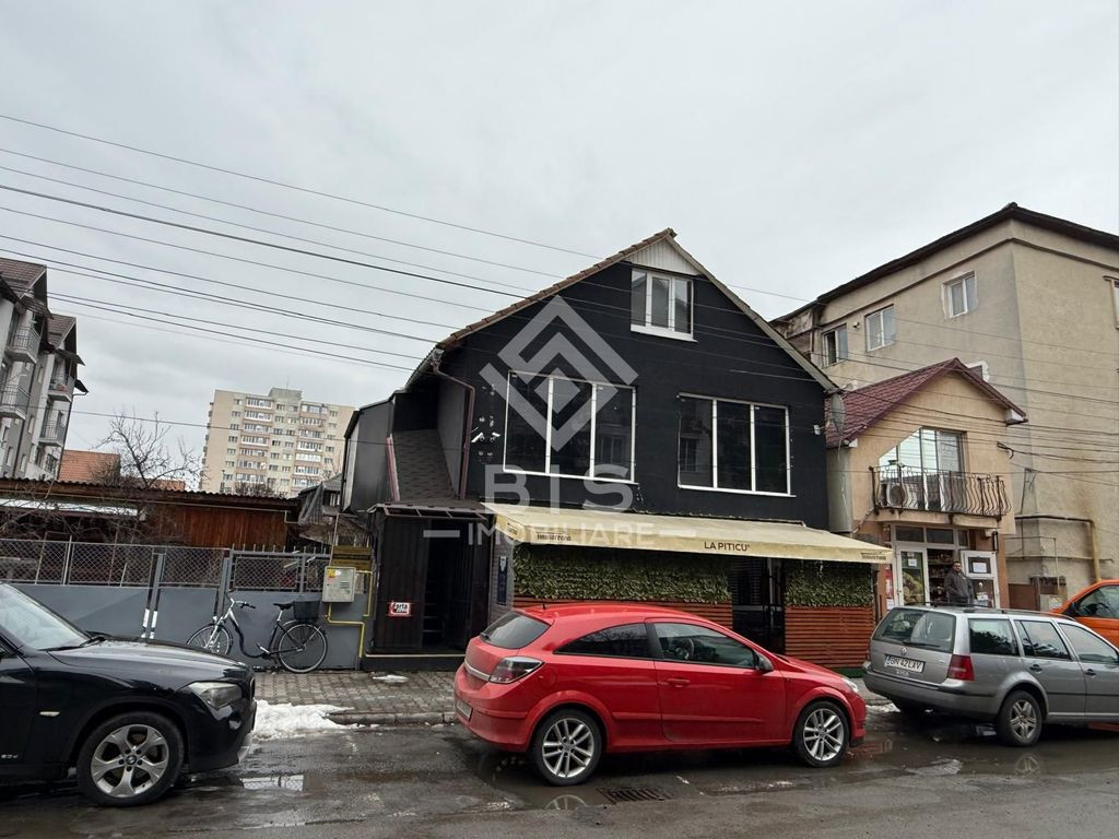 Apartament 3 camere zona Decebal