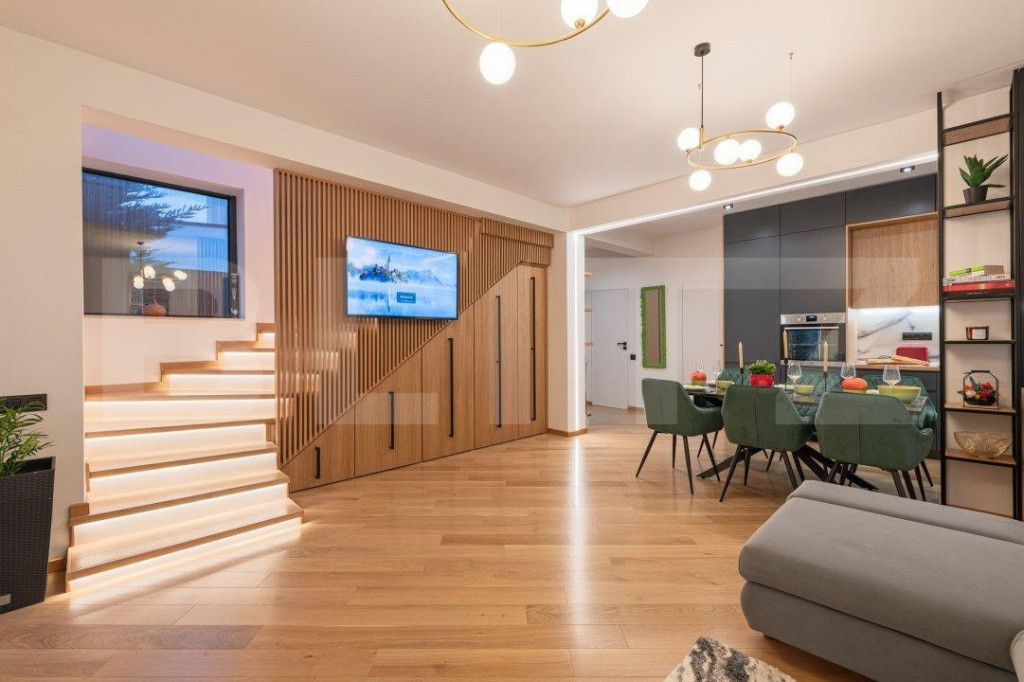 Casă deosebită 170 mp, 4 camere, grădină și 5 parcări