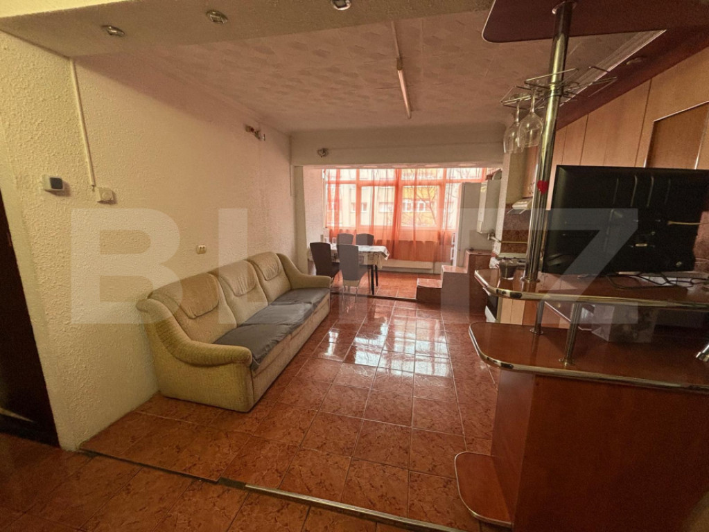 Apartament de vanzare ,suprafata 53 mp,zona Micro17 Satu Mar