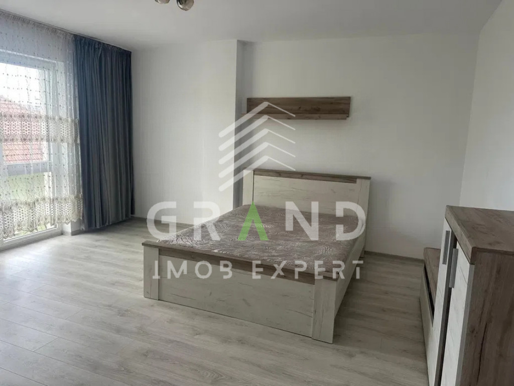 Apartament modern | 2 Camere decomandate | 3 Parcari | Etaj