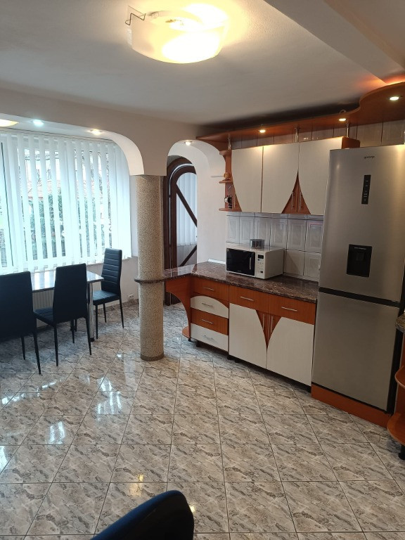 Apartament 4 camere Dogarilor ,parter