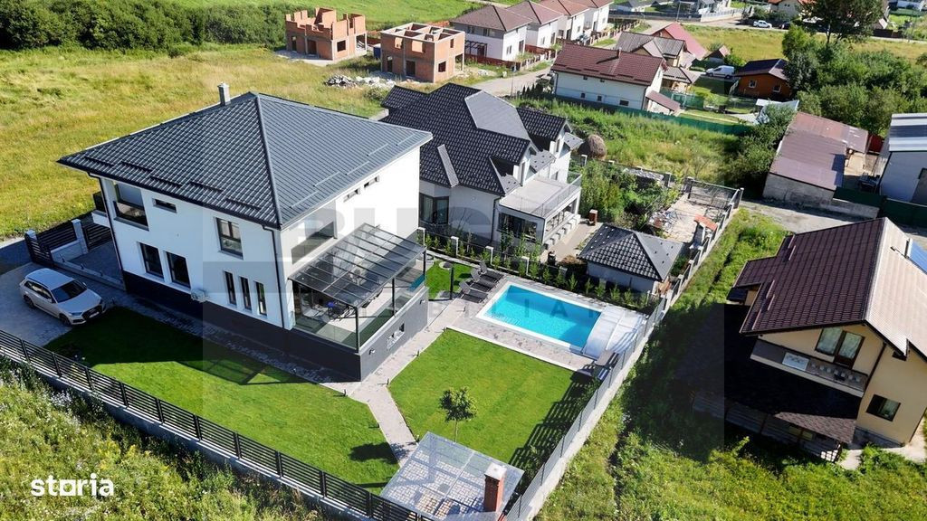 Vila cu piscina, spa si fitness