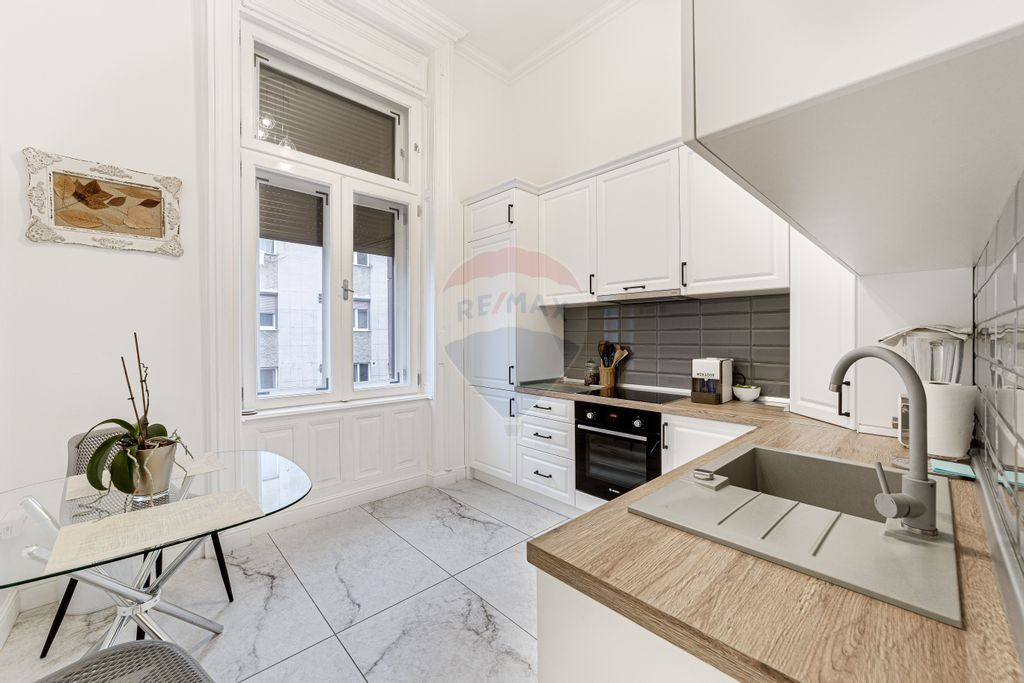 Apartament- Armonios-Spatios zona Ultracentral Teatru