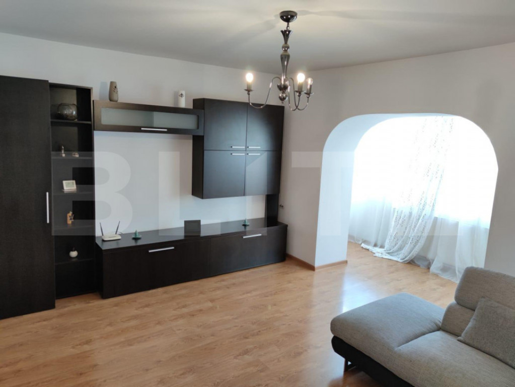 Apartament de 2 camere, 50 mp, etaj intermediar, zona Orizon