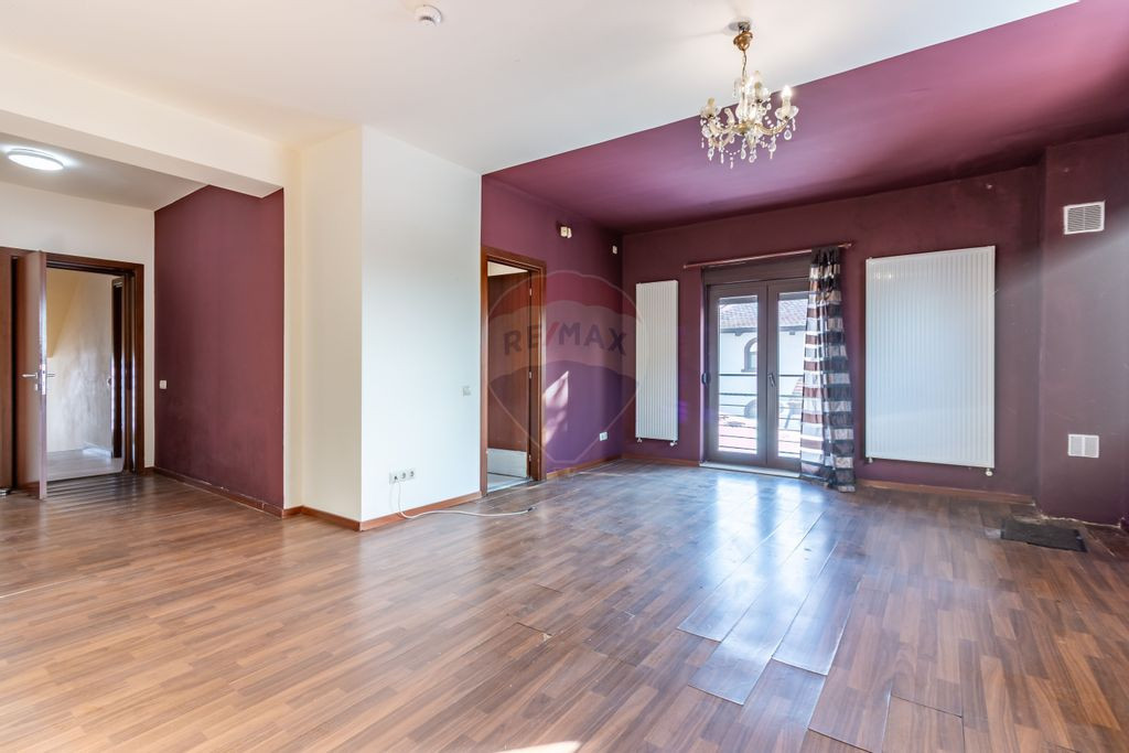 Casă / Vila de vanzare in Tunari, centru, parc, autobuz,...