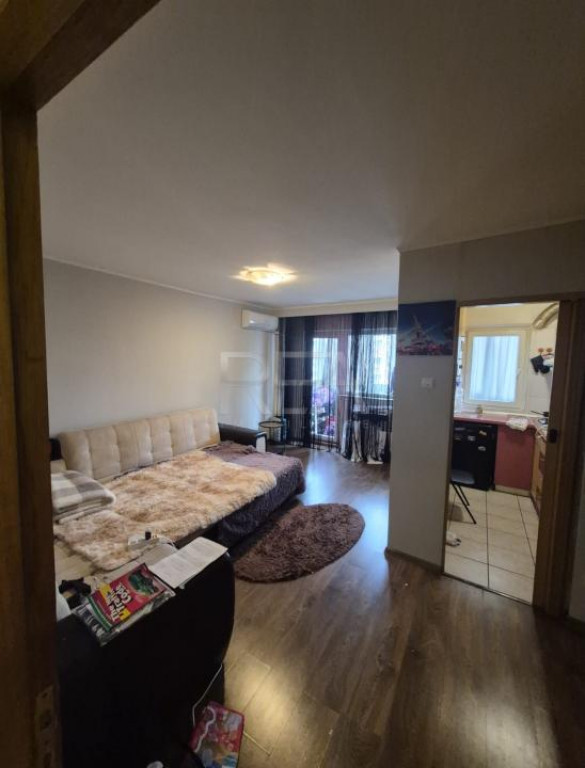 Garsoniera-Bloc Stradal-Calea Rahovei