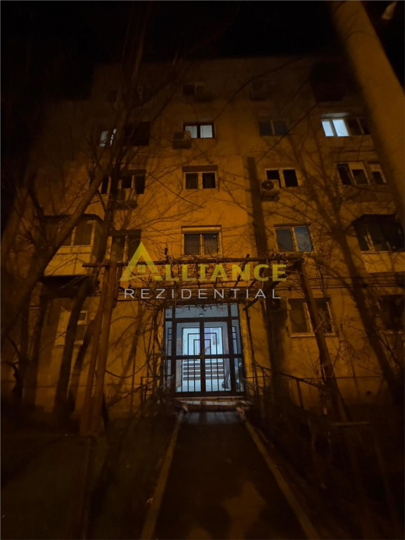 Luica-Garsoniera Mobilata/Utilata-Parcare