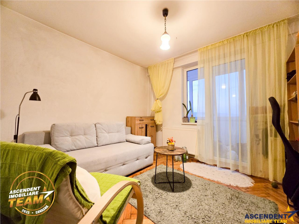 Schimb cu 2cam:Central, 3camere,decomandat,2bai,2balcoane,E