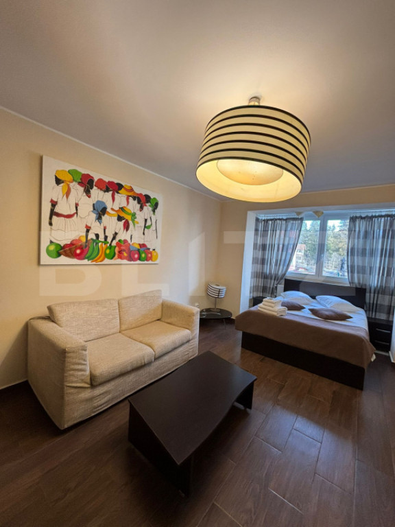 Apartament 2 camere renovat complet, poziție centrală, Pre