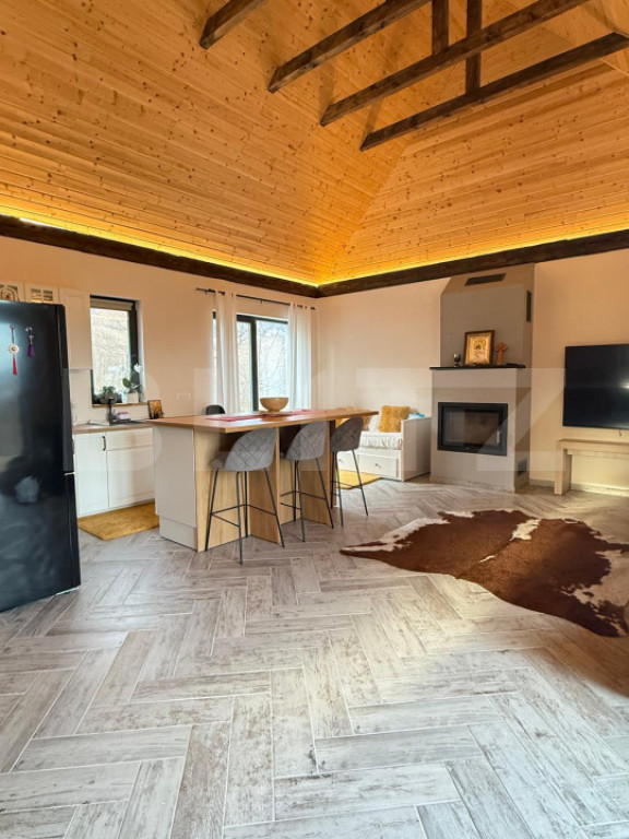CABANĂ PREMIUM LA MUNTE | 123 MP | 2.200 MP TEREN | PRIVELI