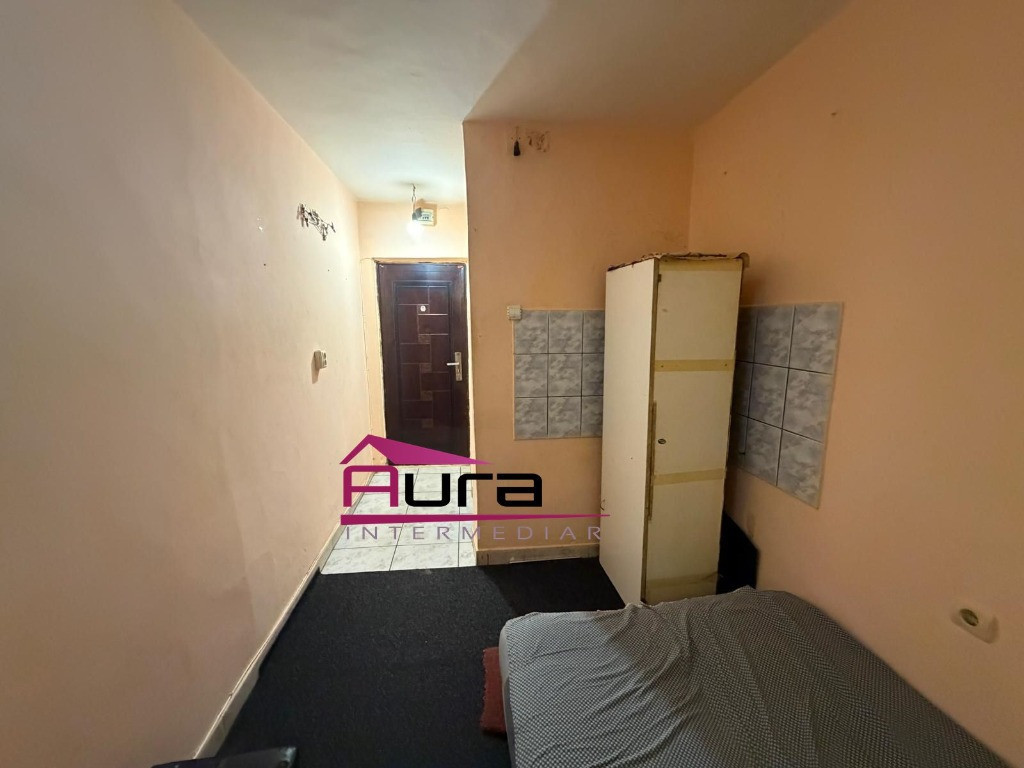 Apartament 3 camere zona E3,etaj 2