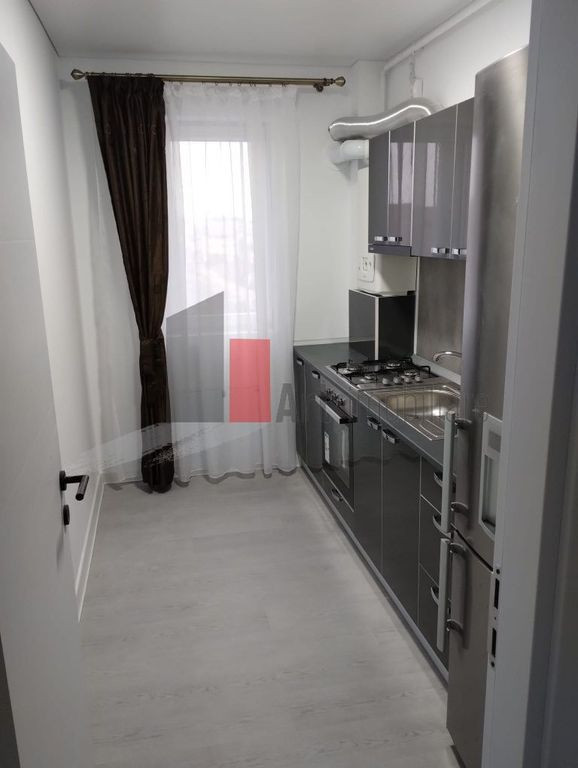 Închiriez ap 2 cam decomandat si loc de parcare-Chiajna...