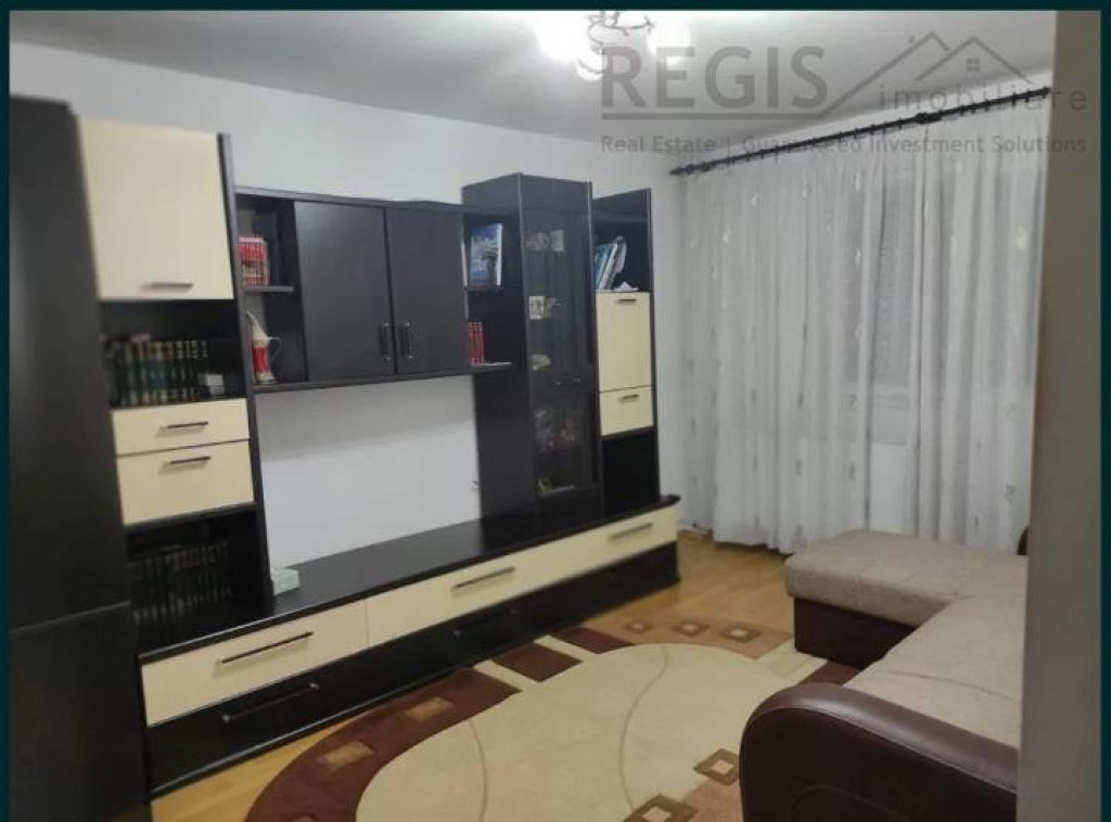 Apartament spatios 3 camere Astra