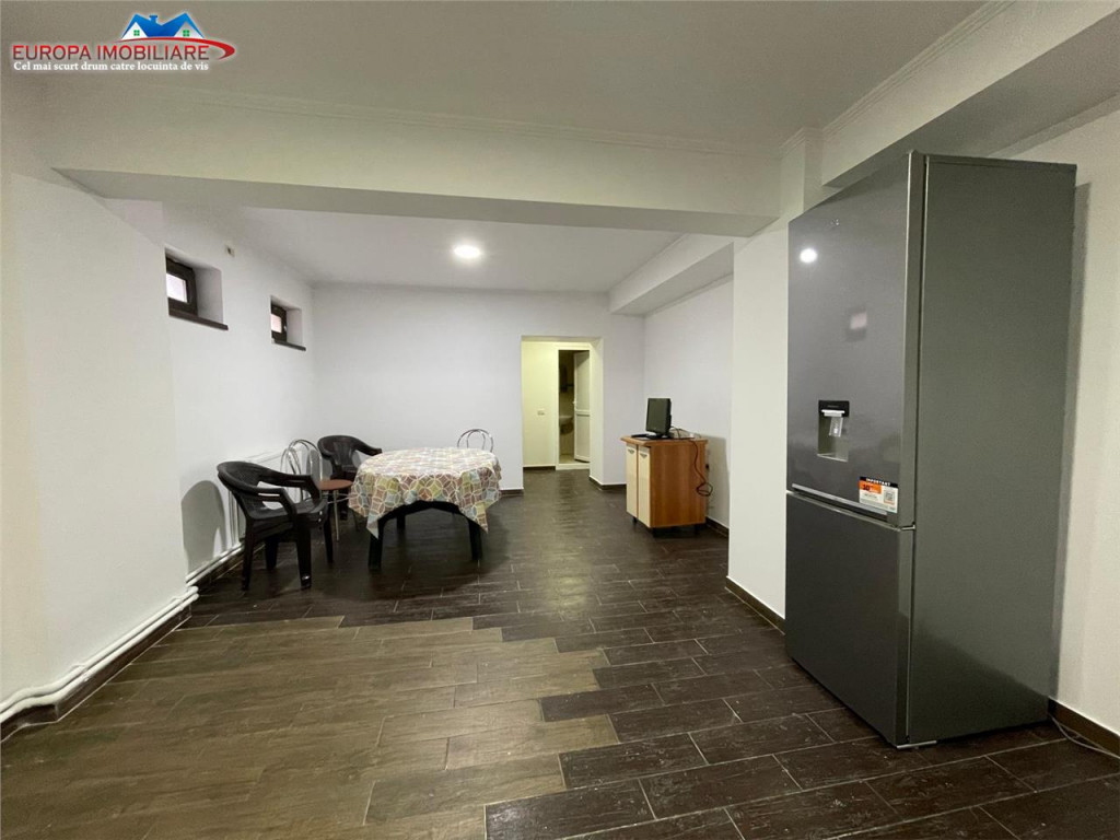 Spatiu comercial de Zona E3