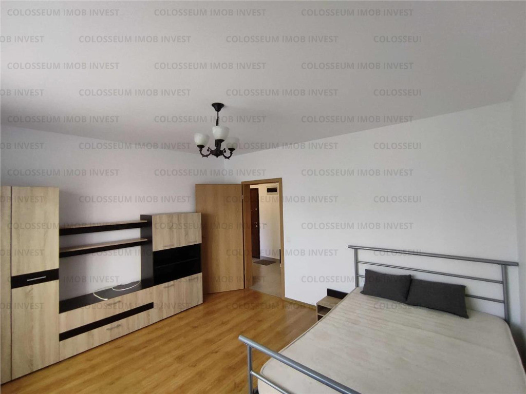 Garsoniera decomandata - zona Tractorul