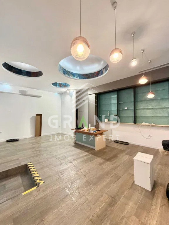 Spațiu Comercial + Locuință/Birou de Închiriat | Zona Th