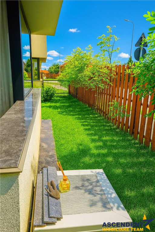 EXPLOREAZA 3D! Nobiliara proprietate, in vila, cu 50 mp grad