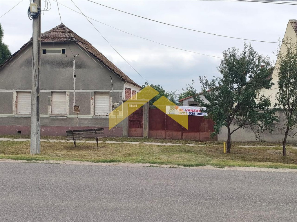 Casa cu teren de Santana