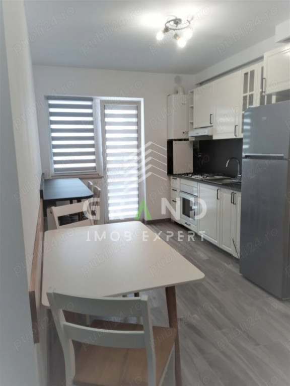 Apartament decomandat | 2 camere | Balcon | Parcare | Flores