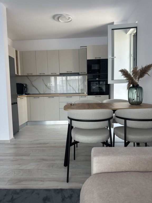 Proprietar vând apartament 2 camere rezidențial Iris Armoniei