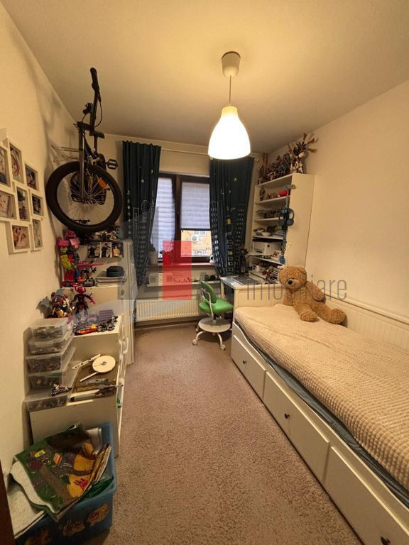 Vânzare apartament 3 camere Prelungirea Ferentari - Șc....