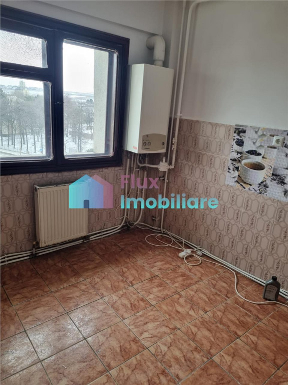 Apartament nemobilat 2 camere intrare Obcini