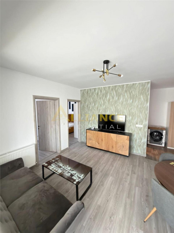 Apartament 3 camere/Cartier Solar /Sector 4