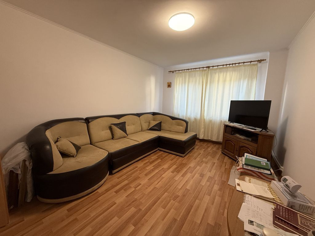 EXCLUSIVITATE!!! APARTAMENT 4 CAMERE DECOMANDAT , ZONA UL...
