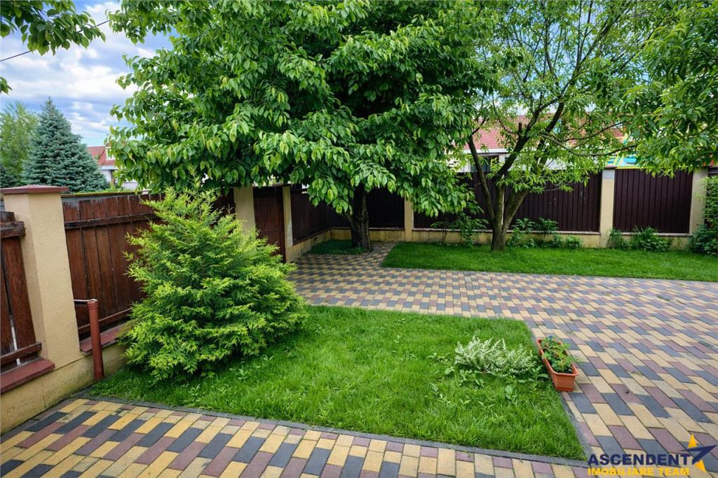 Film3D!Casa armonioasa,doua intrari,foisor, locuri parcare,S