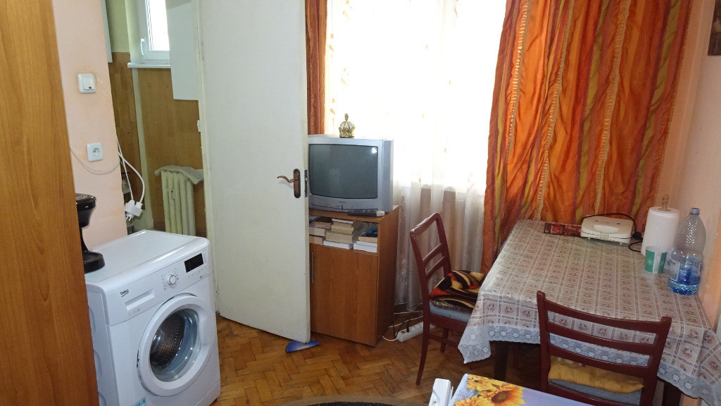 Inchiriez apartament cu 2 camere in Deva, Dacia (Salcamilor), etaj 3