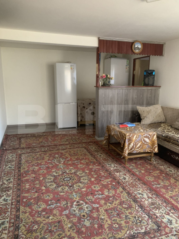 Casă de vânzare în Zărnești – zonă retrasă, lângă