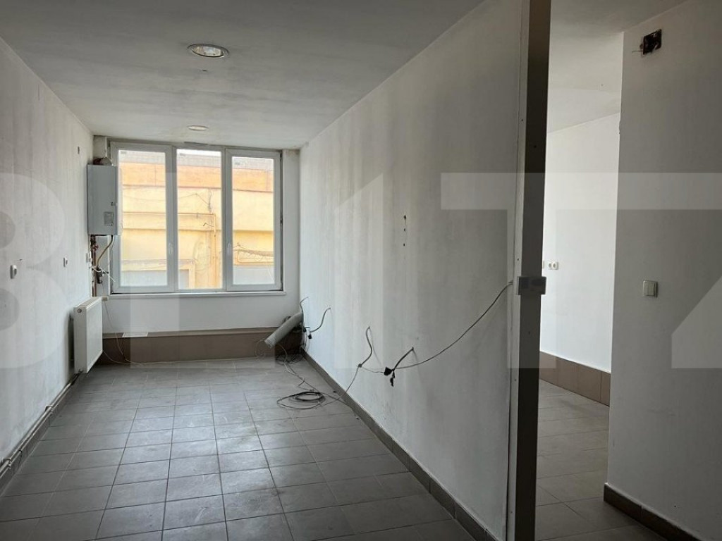 Spatiu industrial, pretabil si pentru birou, 139 mp, zona Ga