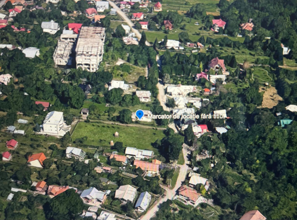 Casă de vacanță / locuință permanentă – zonă centra