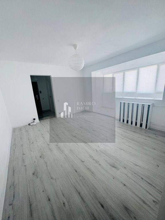 Apartament 3 camere, 67mp, zona Titan