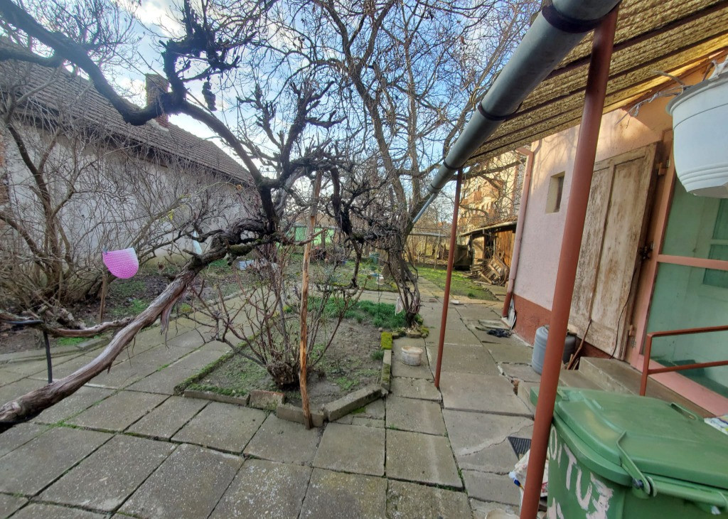 Vand casa 3 camere Parneava ID:RH-44283-property