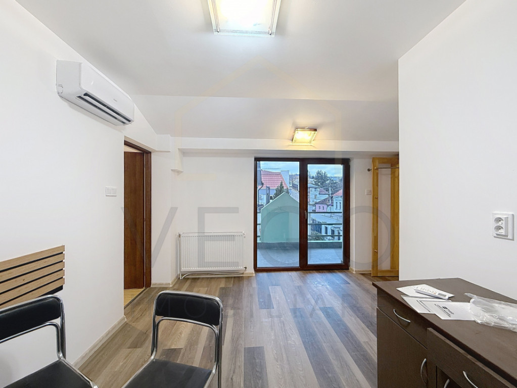 Spatiu de birou, 75 mp, parcare in curte, zona Semicentrala