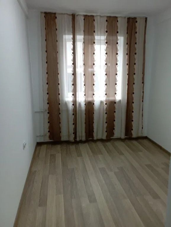 Garsoniera Confort 3 - Parter - Zona Burdujeni