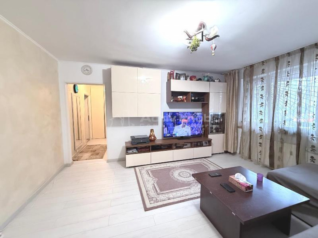 - 3 camere- Drumul Taberei - Bulevardul Timisoara - mobila