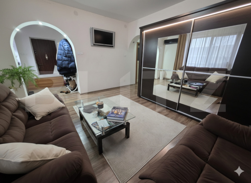 Oază de Liniște în Inima Orașului: Proprietate Exclusivi