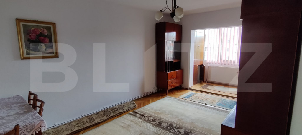 Apartament 4 camere, 80 mp, decomandat, etaj intermediar, Ma