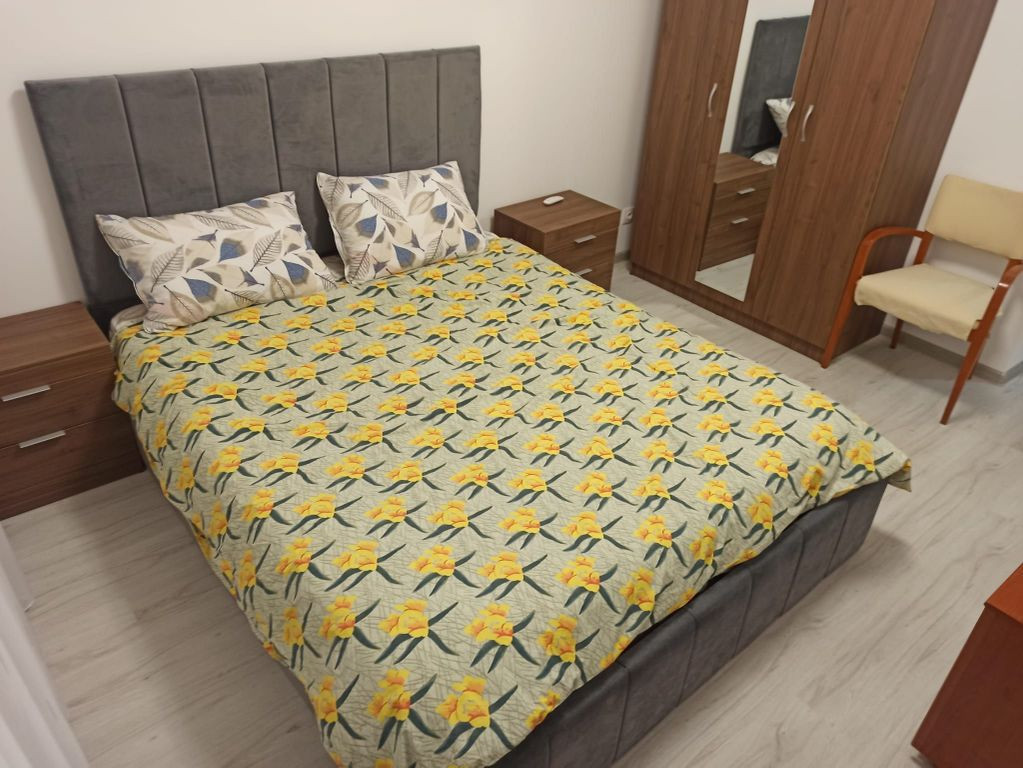 2camdec+parc.subt.,mobilat sau nu/Biruintei 87/7min metro...